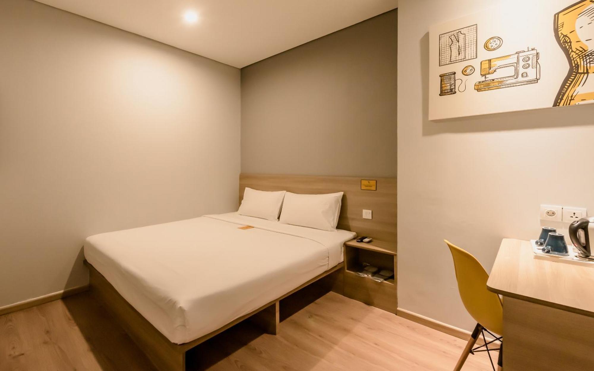 Yellow Bee Tanah Abang Hotel Jakarta Phòng bức ảnh